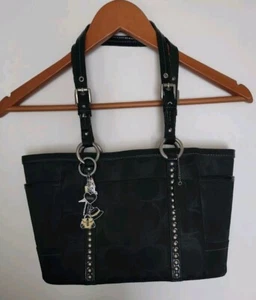 Bolso de hombro/dijes Coach Signature con tachuelas - La cremallera está rota. - Imagen 1 de 24