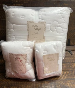 Pottery Barn Teen Hello Kitty Reversible Jersey Quilt Ivory/Blush F/Q W 2 Shams! - Picture 1 of 3