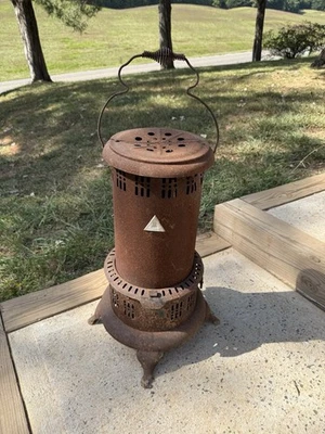 🍊Vintage 1930s Perfection Oil Kerosene Heater No. 525 for Cabin/Parlor UNTESTED - Image 1 of 4