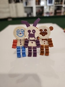 Plato de papel Pals FNAF The Twisted Ones Gamestop exclusivo 1/72 Mystery Mini - Imagen 1 de 5