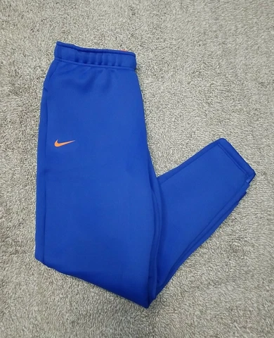 Nike Size Large Men | Boise State University Bronco BSU NCAA Therma Sweatpant Cover