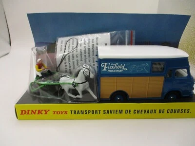 ATLAS DINKY TOYS  571 TRANSPORT SAVIEM DE CHEVAUX DE COURSES "FREEHOLD RACEWAY" - Image 1 of 4