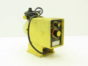 Bomba dosificadora química LMI Milton Roy A741-155S 0,58 gph 120 V 250 PSI - Imagen 1 de 10