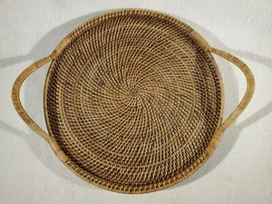 Pampered Chef Woven Selections Wicker Rattan Tray Round with Handles EUC - Picture 1 of 3