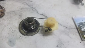 05 BMW R1200GS R1200 R 1200 GS Gas Fuel Breather Valve Float Vent - Picture 1 of 5