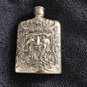 1983 Vintage Godinger Bacchus Silver plated Flask Marked - Picture 1 of 7