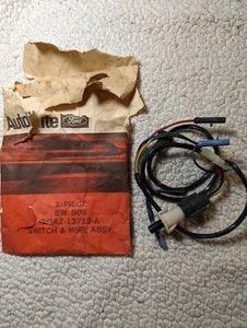 OEM Ford D0AZ-13713-A Dome Switch and Wire Harness - Picture 1 of 4