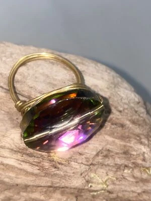 Anillo de piedras preciosas multicolores envuelto en alambre hecho a mano talla 8 Foto 1 de 4