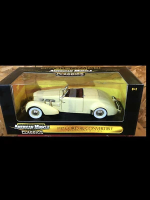 1937 Cord 812  CREAM 1:18 Ertl American Muscle 32159 - Image 1 of 3