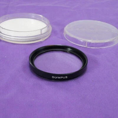 Olympus Close Up Lens 49mm f=40cm OM system - Image 1 of 3