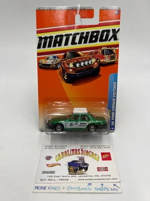 Matchbox City Action #68 06 Ford Crown Victoria verde 216 k Foto 1 de 4