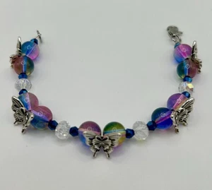 Bunte Glas- und Metallschmetterlinge verbessern dieses 7,5" funkelnde Armband - Bild 1 von 3