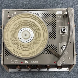 Newcomb TR-1625 Turntable, See Description - Picture 1 of 7