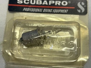 Scubapro Dive Torch Halogen Bulb 5.2V/.05A - Picture 1 of 2