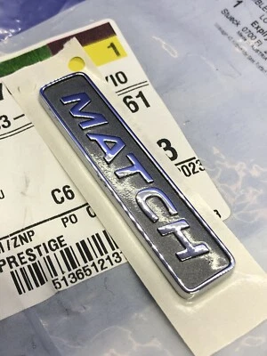 Logotipo insignia Volkswagen Match piezas clásicas Polo Golf 3 III ORIGINAL 6R0853688YIO Foto 1 de 4