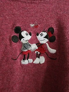 Vintage Disney Store Embroidered Mickey Minnie Mouse Winter Love Shirt XL - Picture 1 of 7