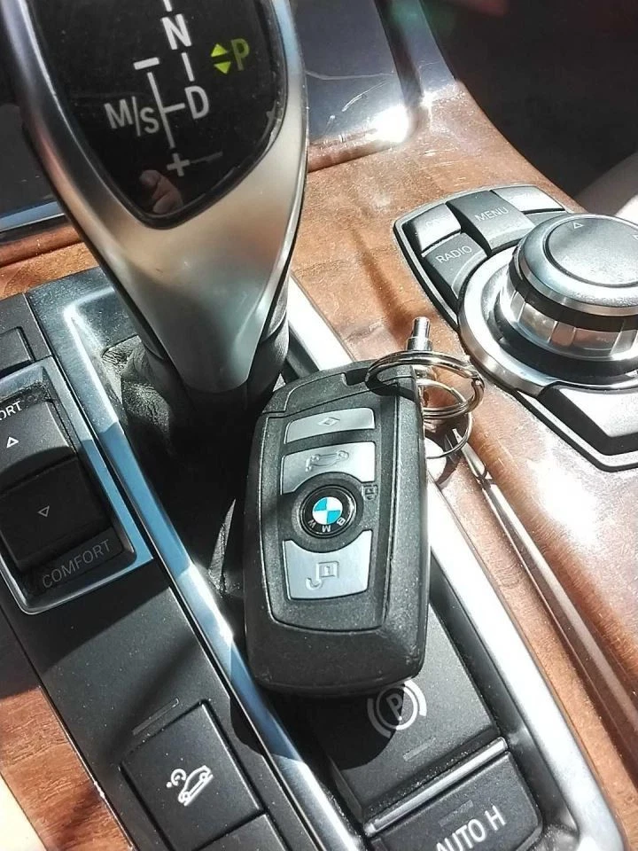 Ignition Switch Push Button Start And Stop Switch Fits 09-15 BMW 750i 3003437 - Image 1 of 4