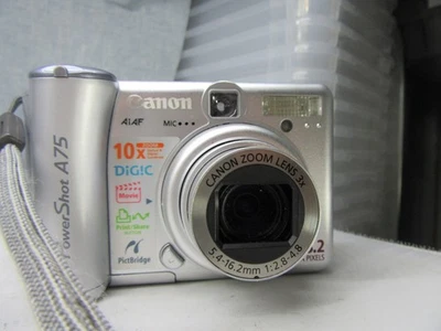 Canon PowerShot A75 3.2MP Compact Digital Camera Silver - Image 1 of 3
