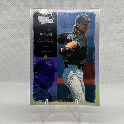 Upper Deck Ultimate Victory Randy Johnson Silver Refractor/Prizm 87/250 2000 Foto 1 de 4