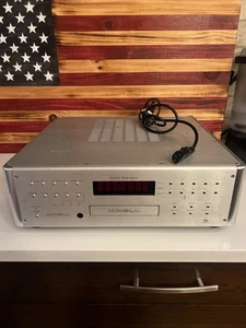 Krell SACD Standard CD Player - FOR PARTS - Picture 1 of 7
