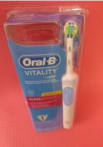 Oral-B Vitality Floss Action Rechargeable Battery Electric Toothbrush SEALED NEW - Picture 1 of 3