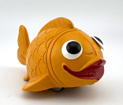 复古 Lehmann LOLO #911 摩擦金鱼玩具 — 第 1/4 张图片