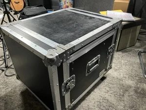 Flight Case And Rack With Lift Up For Mixer 8u (available Separately) - Picture 1 of 6