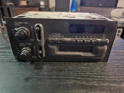 Chevy S10 1998 Stock Delco Radio Foto 1 de 3