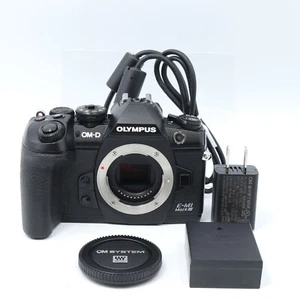 Olympus OM-D E-M1 Mark III Works From JAPAN [Exc+5 / 57,300 shots] - Picture 1 of 10