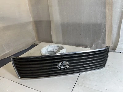 Rejilla superior delantera gris cromo Lexus LS400 1995-1997 53112-50050 Foto 1 de 4