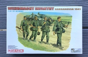 DRAGON 1/35 WW II GERMAN " WEHRMACHT " INFANTRY SOLDIERS BARBAROSSA 1941 6180 FS - Picture 1 of 6