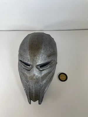 SDCC 2025 Exclusive Predator Badlands Hall H Mask & Coin - Image 1 of 4