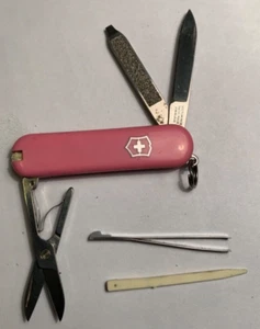 Victorinox Swiss Army 58mm Classic Pocket Knife Pink FREE SHIPPING - Picture 1 of 7