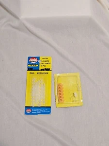 N SCALE MODEL POWER PLASTIC RAIL JOINERS # 6539 & Misc Orange Rail Joiners - Picture 1 of 1