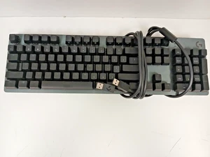 Teclado mecánico para juegos Logitech G513 Carbono RGB con interruptores rojos - Imagen 1 de 6