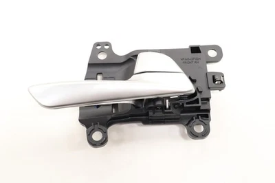 2019 - 2021 HYUNDAI TUCSON FRONT RIGHT SIDE INTERIOR INSIDE DOOR HANDLE OEM - Image 1 of 4