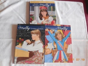 Lot of 3 AMERICAN GIRL NOVELS "Molly",  2,4,6, by Valerie Trip Mixed lot - Picture 1 of 4
