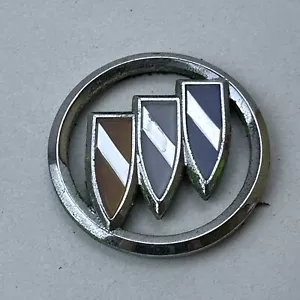 Buick Chrome Plastic 1.75" Tri Shield Emblem Badge Logo Nameplate Name Plate - Foto 1 di 6