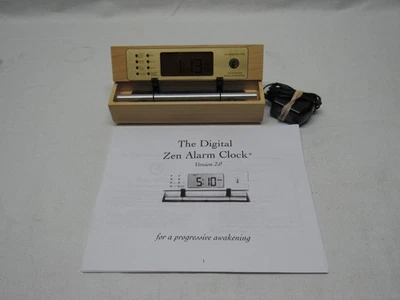 El reloj despertador digital Zen 2.0 2005 hecho por ahora y Zen - probado - ¡funciona! Foto 1 de 2