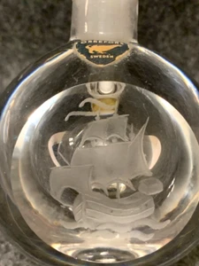Seltener Orrefors Parfüm Flakon geätzt Schiff Stopfen schwedischer Kristall Vintage signiert 4 Zoll - Bild 1 von 23