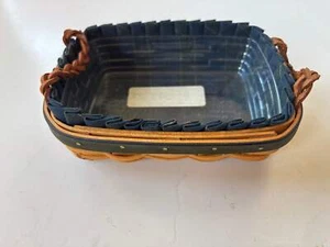 Longaberger 2002 Collectors Club Renewal Basket Set - Picture 1 of 3