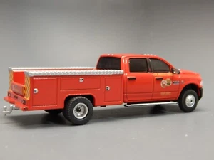 2017 '17 RAM 3500 L A County Fire Dept LAFD Rescue RED Diorama Replica 1/64 VHTF - Picture 1 of 7