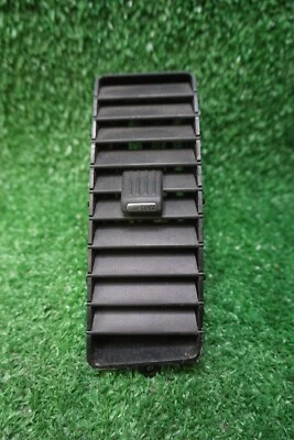 2013 2014 2015 2016 FORD TAURUS RIGHT AC VENT OEM AG1319C681A - Imagem 1 de 4