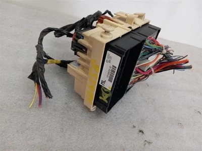 UNDERDASH POWER BLOCK, 15190658-01   CHEVY 2500HD 2004 - Изображение 1 из 4