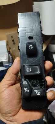 06-09 GMC Envoy Puerta Delantera Derecha Interruptor Ventana Calefacción Asiento # 25811582 E2 Foto 1 de 4