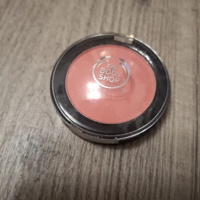 The Body Shop All In One Cheek Colour Shade Blusher 06 Guava Sealed Rare NEW - Image 1 of 4