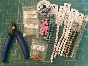 Mixed Lot Beads And Beading Jewlery Making Supplies New - Picture 1 of 4