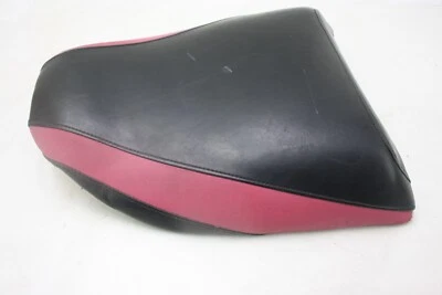 93 94 95 96 97 98 SUZUKI GSXR1100 ASIENTO TRASERO PASAJERO NEGRO Y ROJO Foto 1 de 4