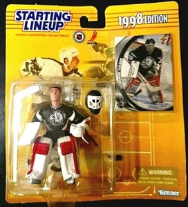 1998 STARTING LINEUP NHL GOALIE DOMINIK HASEK ACTION FIGURE - NEW IN PACKAGE - Picture 1 of 1