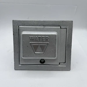 WOODFORD MFG. B65P-CC geschlossener Wandhydranten, geschlossen gekoppelt 6 Kanäle x 5 Schlüssel nicht enthalten - Bild 1 von 6